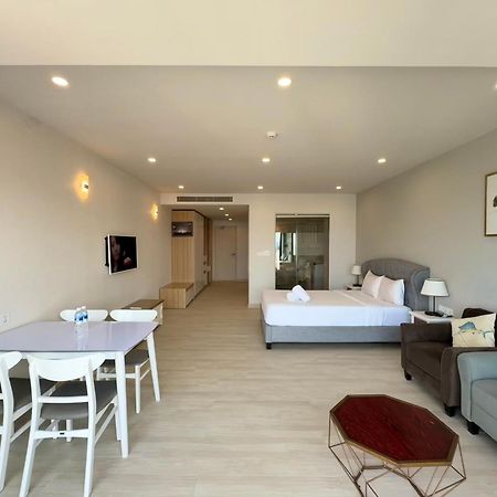 Gold Coast Nha Trang Luxury Apartment - Ocean View Екстериор снимка