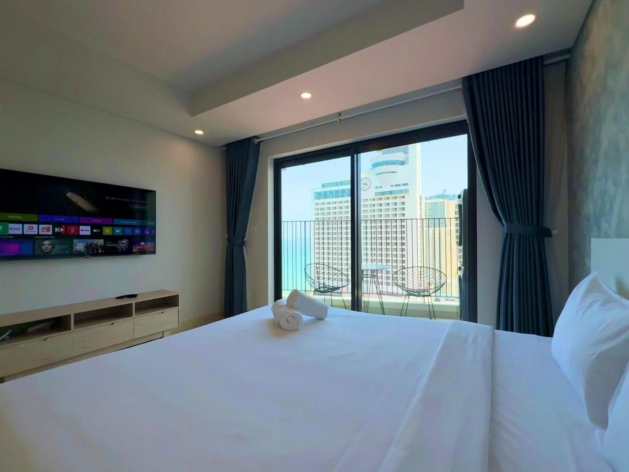 Gold Coast Nha Trang Luxury Apartment - Ocean View Екстериор снимка