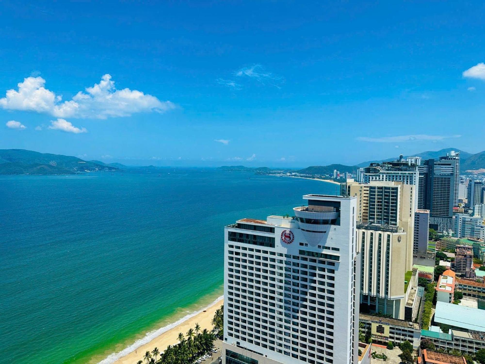 Gold Coast Nha Trang Luxury Apartment - Ocean View Екстериор снимка